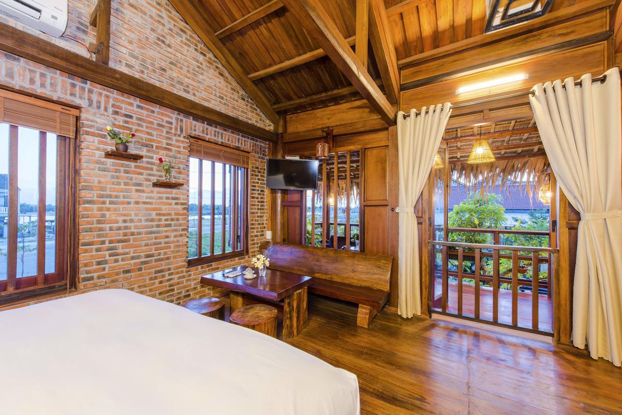 Wooden Lodge Homestay Hoian Хойан Экстерьер фото