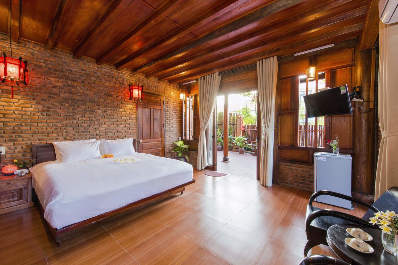 Wooden Lodge Homestay Hoian Хойан Экстерьер фото