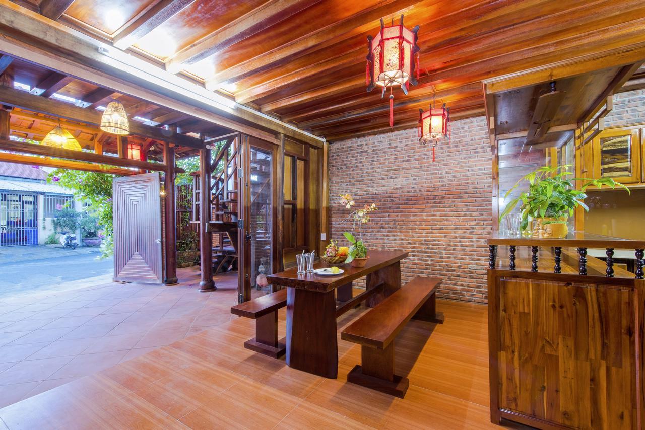 Wooden Lodge Homestay Hoian Хойан Экстерьер фото